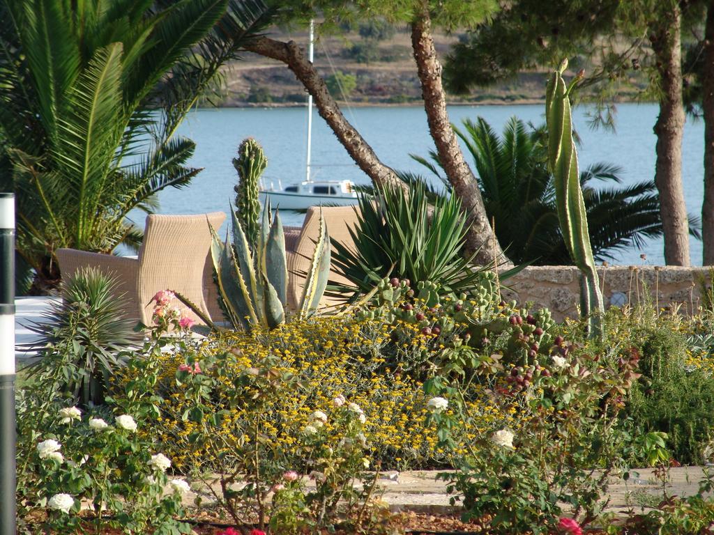 Villa Anthia Porto Heli Quarto foto